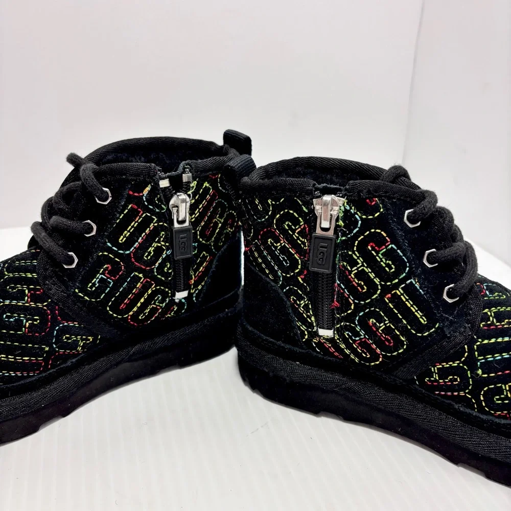 UGG NEUMEL II GRAPHIC‎ STITCH BLACK SUEDE BOOTS SIZE 10 TODDLER